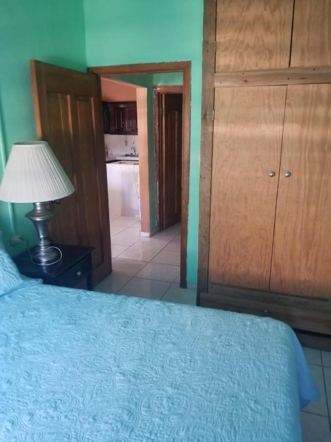 Elizabeth Enchantments La Ceiba Exterior foto